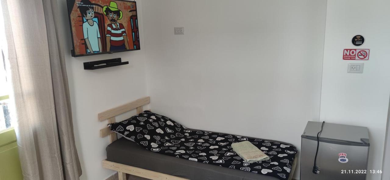 Guesthouse Comfy - Separate Rooms In The Apartment For A Relaxing Holiday Haifa Exterior foto